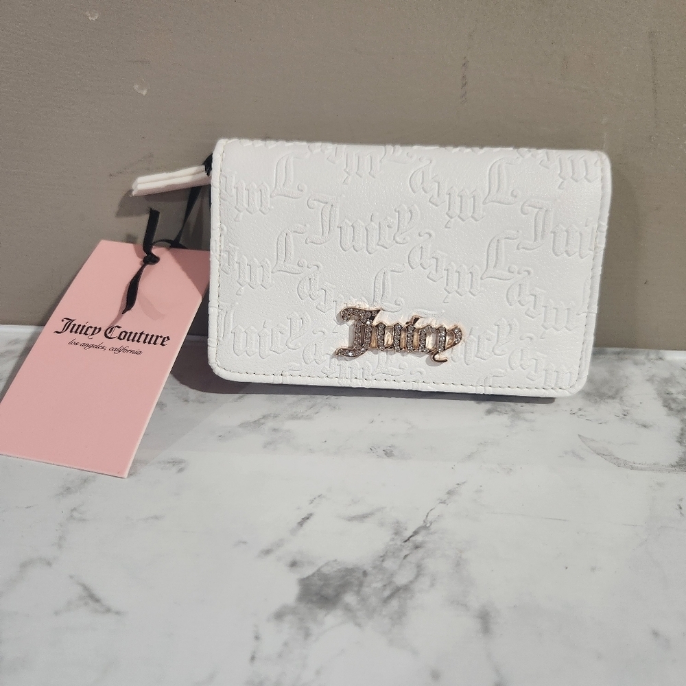 NWT Juicy Couture Bifold Wallet White